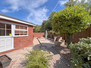 Photo 19- click for photo gallery